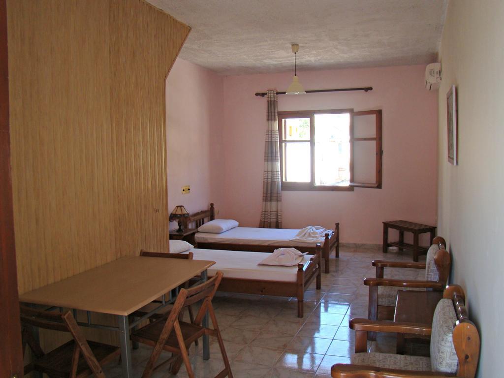 Kristi Apartment Poros  ห้อง รูปภาพ