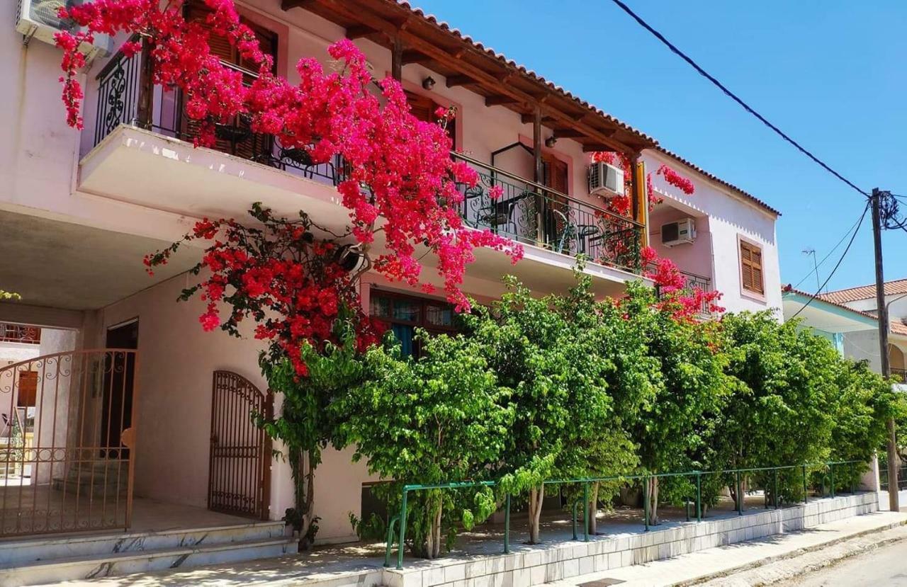 Kristi Apartment Poros  ภายนอก รูปภาพ